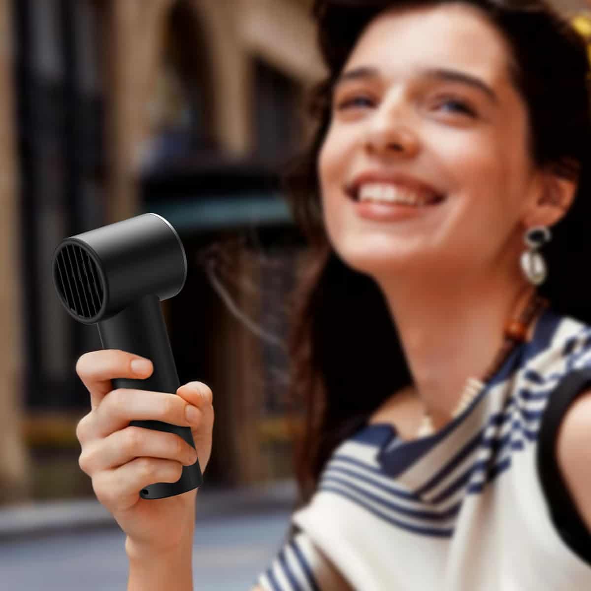 ACEFAST YF1 Handheld Fan Up to 5 hours of use – 1800mAh Battery