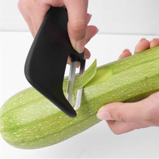 Kitchen Gadgets 6 Piece Melon Grater Herb Cutter Garlic Grater Can Opener Cheese Grater Pizza Cutter
