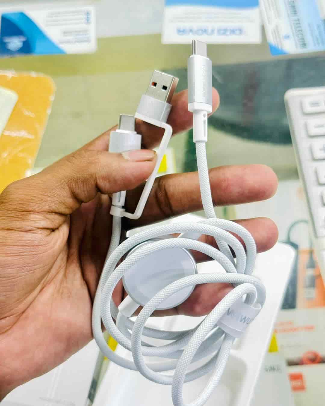 WiWU WI-C104 Titanlink 2-in-1 Apple Watch Charger With 100W Fast Charging Cable
